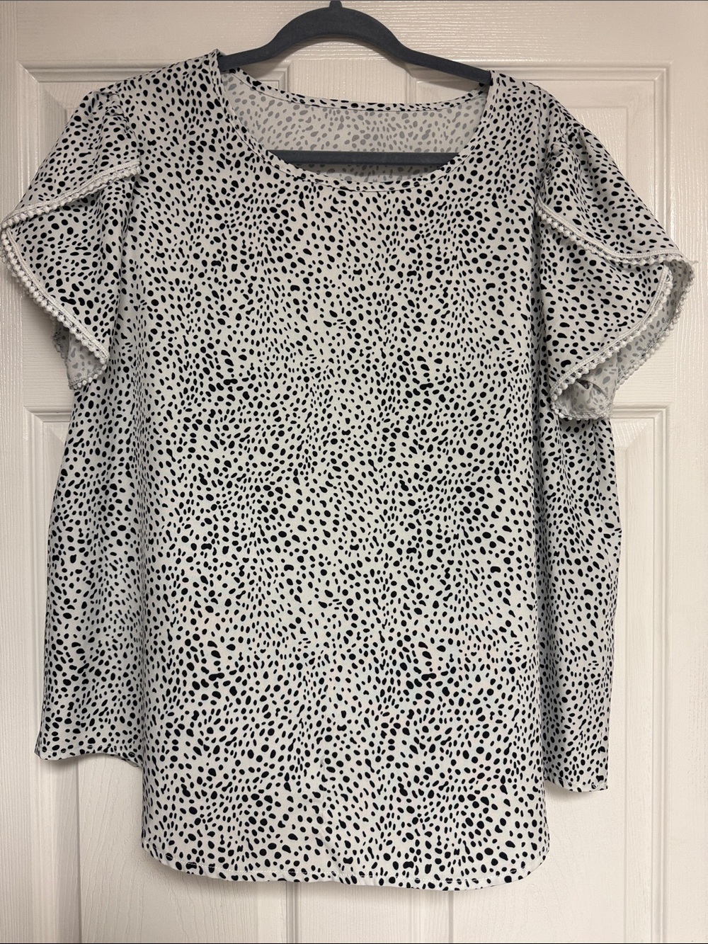 Women's White and Black Dot Flutter Sleeve Top